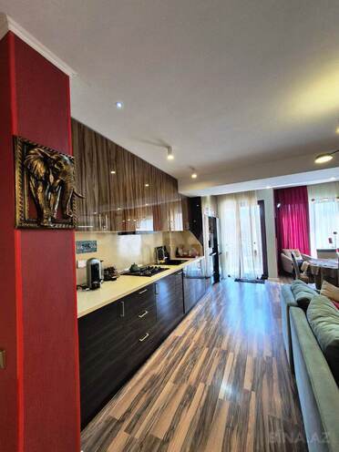 Satılır 2 otaqlı köhnə tikili 85 m², 28 May m., photo 7 from 11