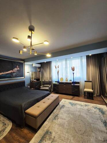 Satılır 2 otaqlı köhnə tikili 85 m², 28 May m., photo 4 from 11