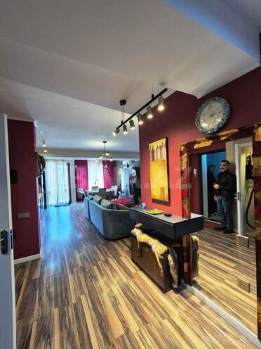 Satılır 2 otaqlı köhnə tikili 85 m², 28 May m., photo 5 from 11