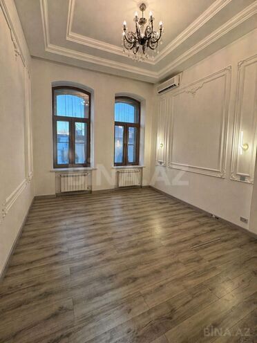 Сдаётся 1-комн. офис 40 м², м. Ичеришехер, photo 3 from 9