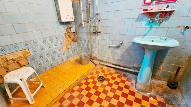 Продаётся 5-комн. вторичка 200 м², м. Ичеришехер, photo 11 from 23