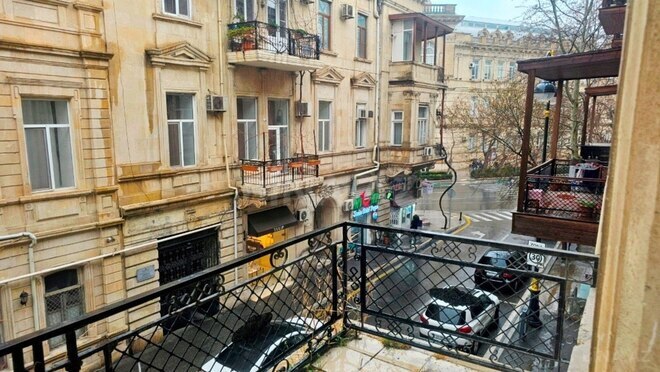 Продаётся 5-комн. вторичка 200 м², м. Ичеришехер, photo 20 from 23