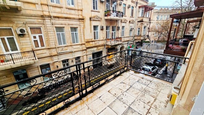 Продаётся 5-комн. вторичка 200 м², м. Ичеришехер, photo 19 from 23