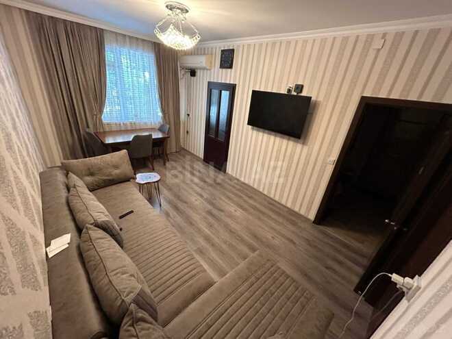 Продаётся 3-комн. вторичка 75 м², м. Мемар Аджеми, photo 1 from 21