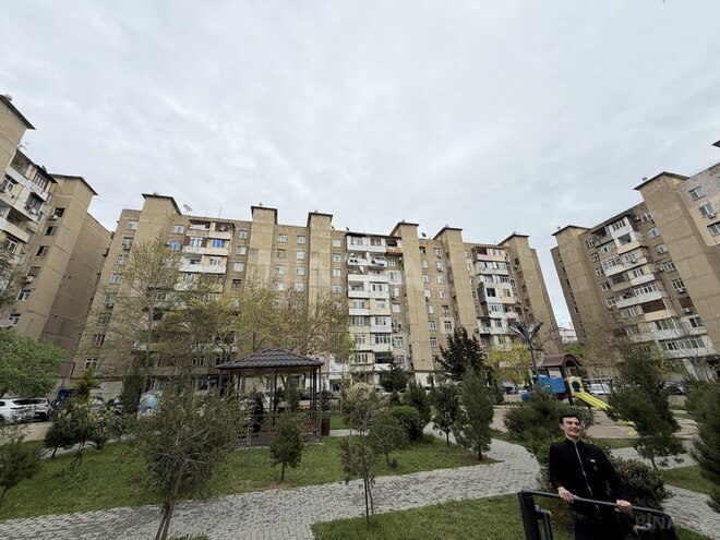 Продаётся 2-комн. вторичка 65 м², м. Ази Асланов, photo 12 from 13