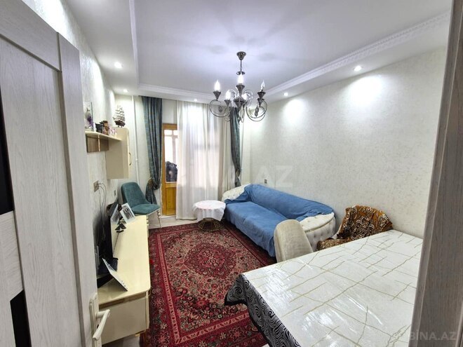 Продаётся 2-комн. вторичка 65 м², м. Халглар Достлугу, photo 1 from 15