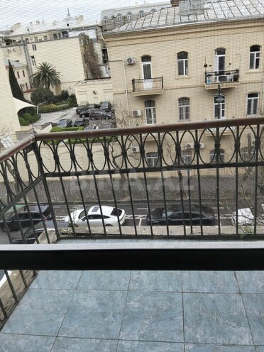 Продаётся 3-комн. вторичка 120 м², м. Сахил, photo 12 from 24