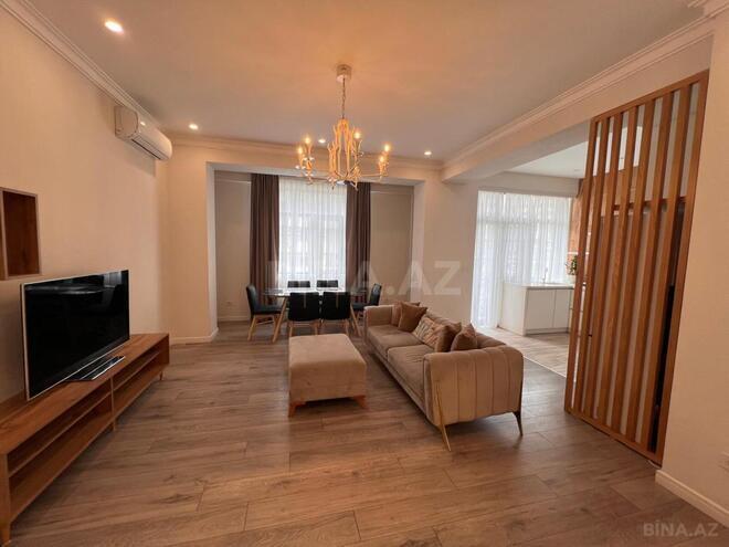 İcarəyə verilir 3 otaqlı yeni tikili 150 m², Sahil m., photo 4 from 8