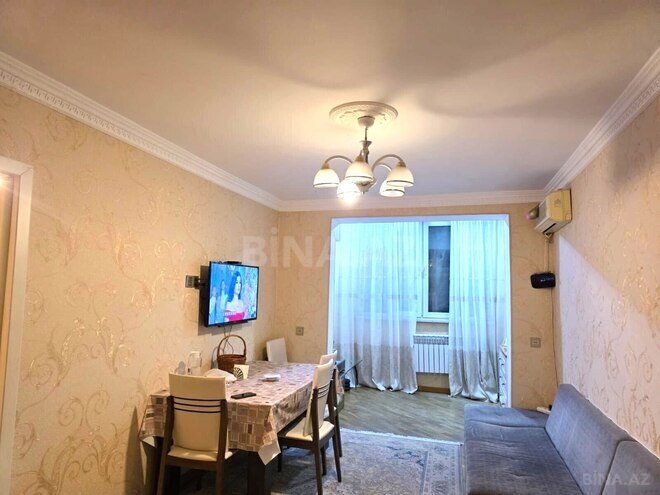 Satılır 2 otaqlı köhnə tikili 55 m², Gənclik m., photo 3 from 13