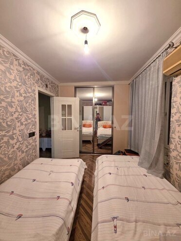 Satılır 2 otaqlı köhnə tikili 55 m², Gənclik m., photo 7 from 13