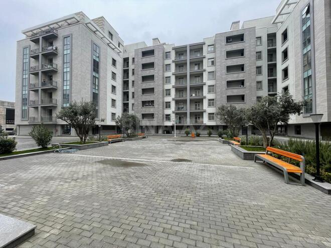 Satılır 4 otaqlı yeni tikili 225 m², Ağ şəhər q., photo 1 from 9