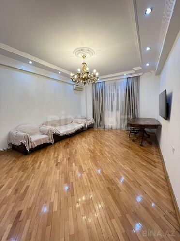 Сдаётся 3-комн. новостройка 130 м², м. Мемар Аджеми, photo 1 from 13