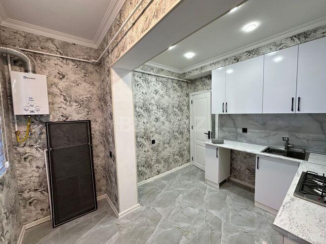Satılır 2 otaqlı köhnə tikili 60 m², Qara Qarayev m., photo 9 from 19