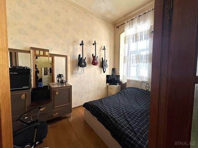 Satılır 3 otaqlı köhnə tikili 60 m², Sahil m., photo 3 from 10