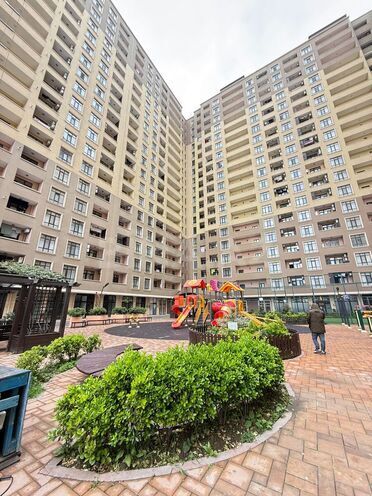 Продаётся 3-комн. новостройка 100 м², м. Иншаатчылар, photo 1 from 17