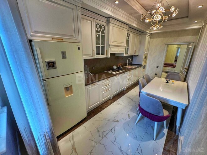 Сдаётся 3-комн. новостройка 145 м², м. Мемар Аджеми, photo 22 from 24