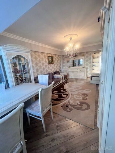 Satılır 3 otaqlı köhnə tikili 90 m², İnşaatçılar m., photo 6 from 23