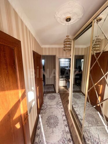 Satılır 3 otaqlı köhnə tikili 90 m², İnşaatçılar m., photo 20 from 23