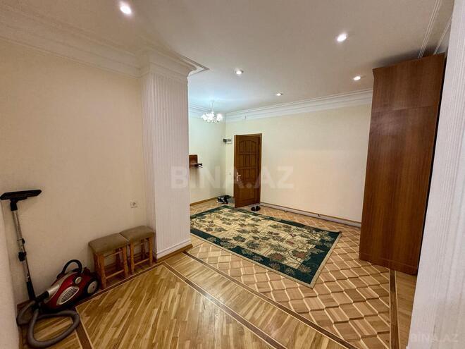 Сдаётся 3-комн. новостройка 140 м², м. Низами, photo 12 from 24