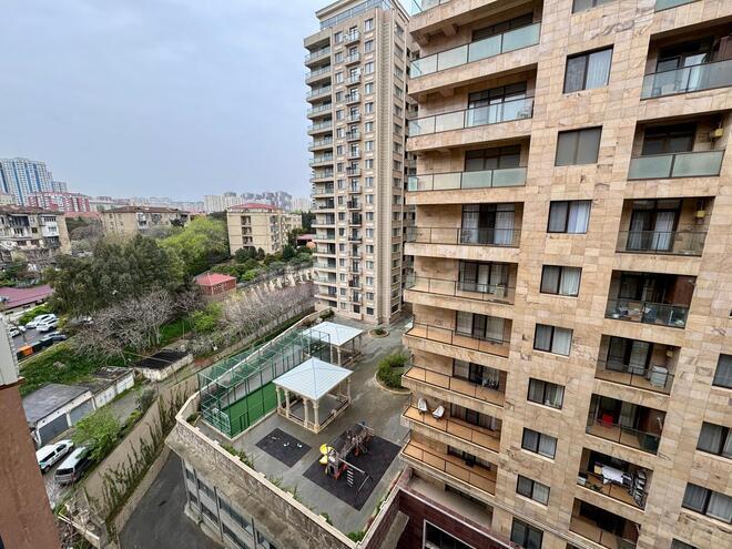 Сдаётся 3-комн. новостройка 140 м², м. Низами, photo 20 from 24