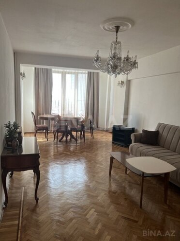 Продаётся 3-комн. вторичка 85 м², м. 28 мая, photo 1 from 8