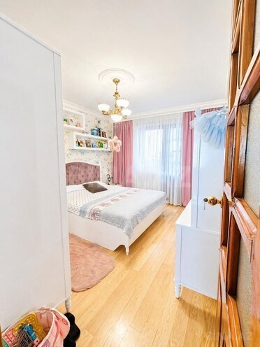 Satılır 4 otaqlı köhnə tikili 114 m², Bakıxanov q., photo 6 from 17