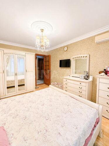 Satılır 4 otaqlı köhnə tikili 114 m², Bakıxanov q., photo 10 from 17