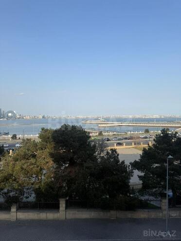 Сдаётся 14-комн. офис 400 м², Сабаильский р., photo 1 from 31