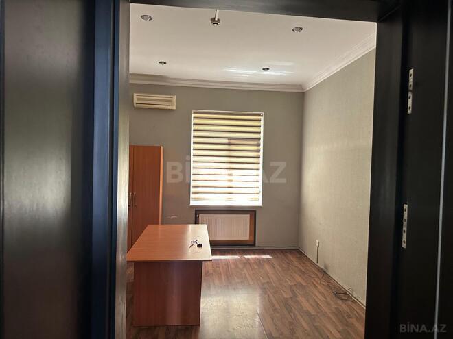 Сдаётся 14-комн. офис 400 м², Сабаильский р., photo 23 from 31