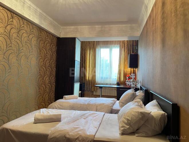 Сдаётся 3-комн. вторичка 110 м², м. Ичеришехер, photo 11 from 13