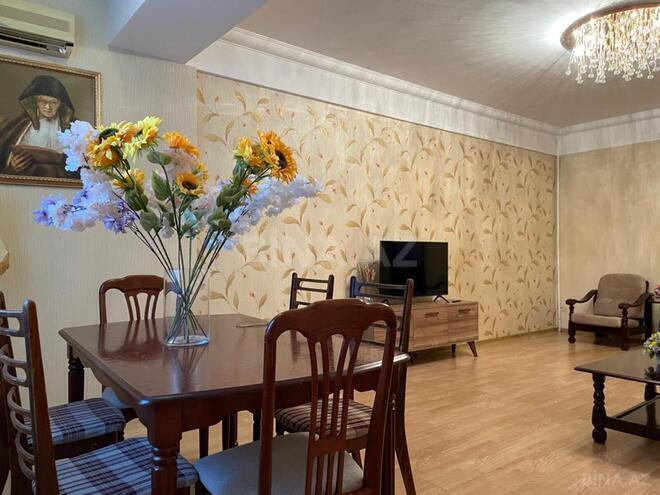 Сдаётся 3-комн. вторичка 110 м², м. Ичеришехер, photo 7 from 13