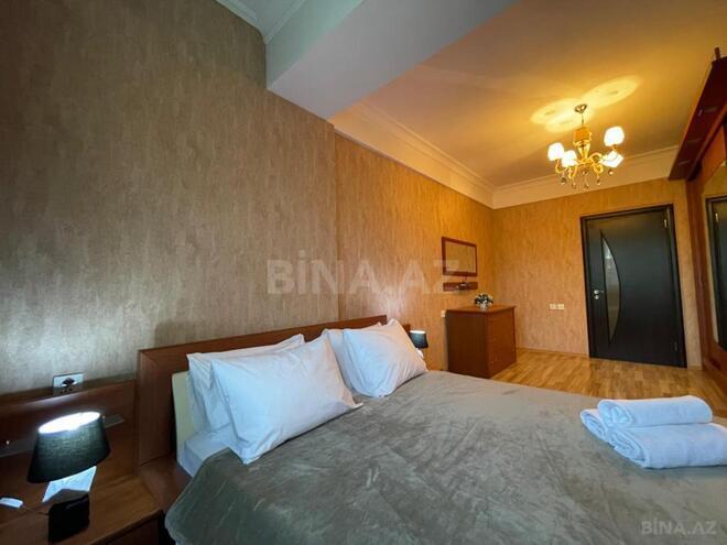 Сдаётся 3-комн. вторичка 110 м², м. Ичеришехер, photo 9 from 13