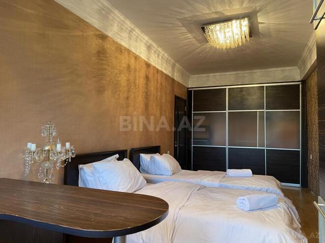 Сдаётся 3-комн. вторичка 110 м², м. Ичеришехер, photo 10 from 13