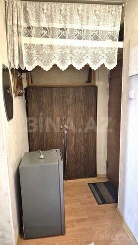 Satılır 1 otaqlı köhnə tikili 40 m², Elmlər Akademiyası m., photo 7 from 8