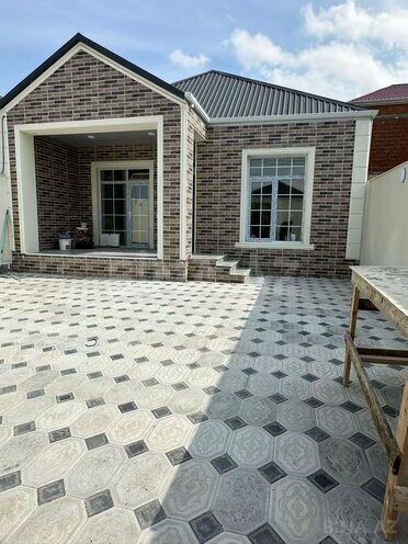Satılır 3 otaqlı həyət evi/bağ evi 75 m², Saray q., photo 1 from 10