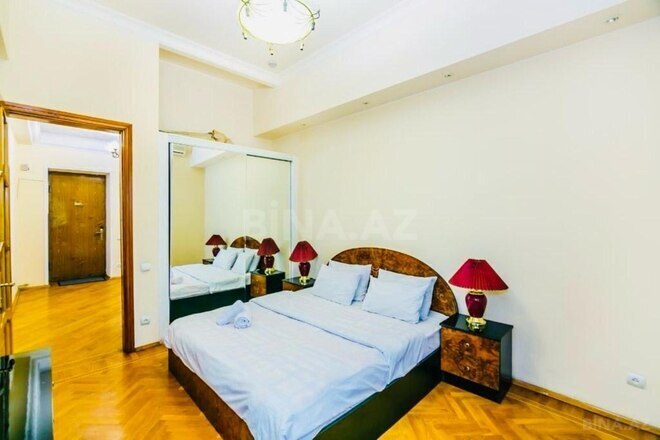 Сдаётся 3-комн. вторичка 85 м², м. Сахил, photo 19 from 29