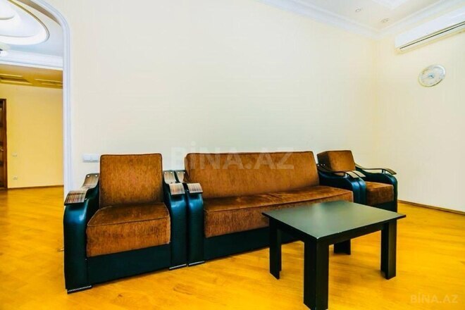Сдаётся 3-комн. вторичка 85 м², м. Сахил, photo 3 from 29