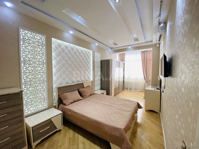 Продаётся 3-комн. новостройка 106 м², м. Низами, photo 18 from 31