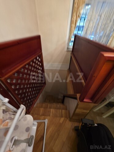 Satılır 4 otaqlı köhnə tikili 110 m², Bakıxanov q., photo 22 from 32