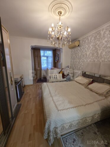 Satılır 4 otaqlı köhnə tikili 110 m², Bakıxanov q., photo 18 from 32