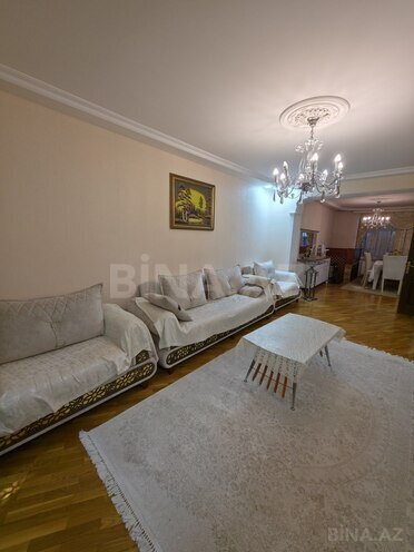 Satılır 4 otaqlı köhnə tikili 110 m², Bakıxanov q., photo 9 from 32