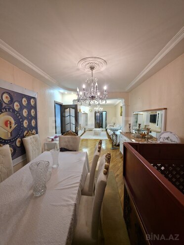 Satılır 4 otaqlı köhnə tikili 110 m², Bakıxanov q., photo 6 from 32