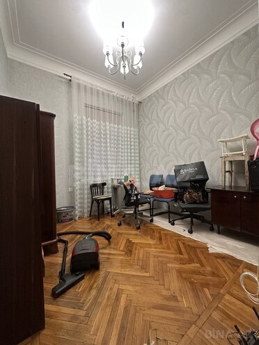 Сдаётся 3-комн. вторичка 90 м², м. Элмляр Академиясы, photo 11 from 17