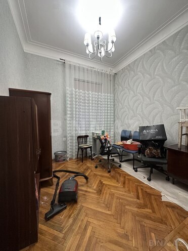 Сдаётся 3-комн. вторичка 90 м², м. Элмляр Академиясы, photo 10 from 17