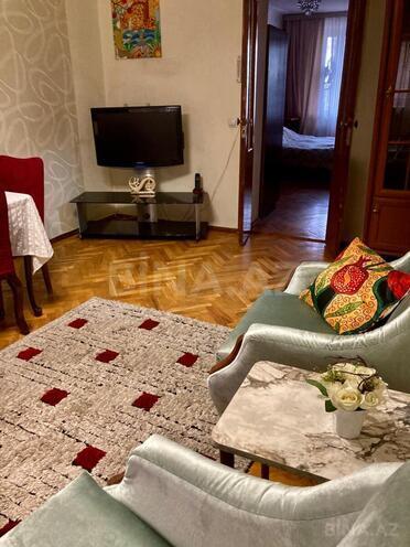Сдаётся 3-комн. вторичка 73 м², м. Ичеришехер, photo 7 from 21