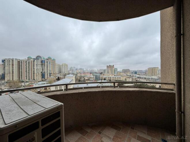 Сдаётся 3-комн. новостройка 120 м², м. Элмляр Академиясы, photo 11 from 28