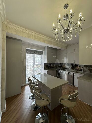 İcarəyə verilir 3 otaqlı yeni tikili 130 m², 28 May m., photo 11 from 25