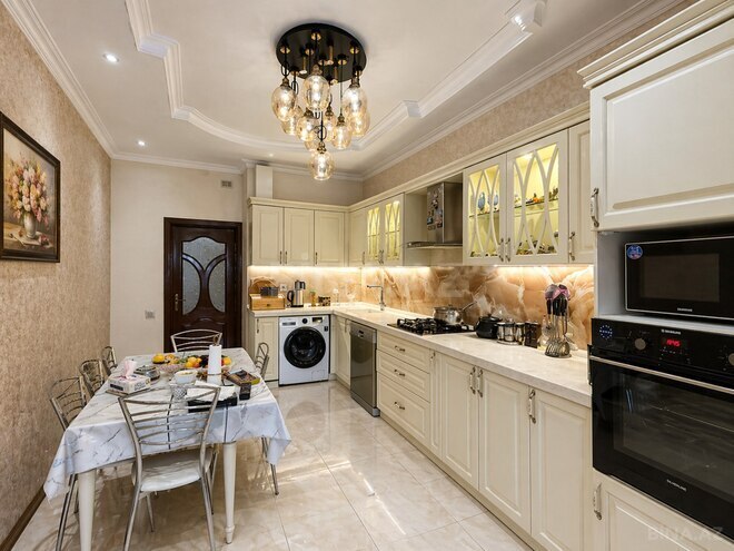 Satılır 4 otaqlı yeni tikili 210 m², Nizami m., photo 11 from 20