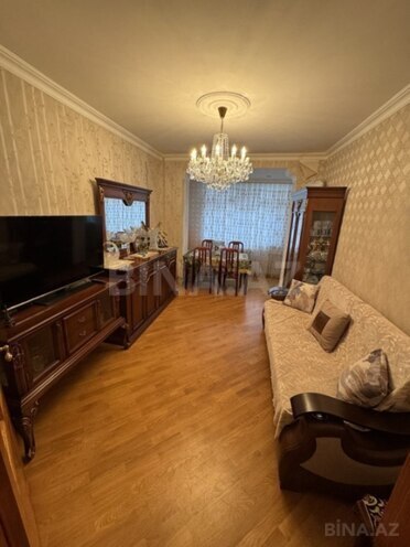 Продаётся 2-комн. вторичка 65 м², м. Азадлыг проспекти, photo 1 from 9