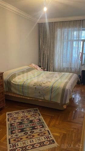 Satılır 2 otaqlı köhnə tikili 65 m², Gənclik m., photo 12 from 18